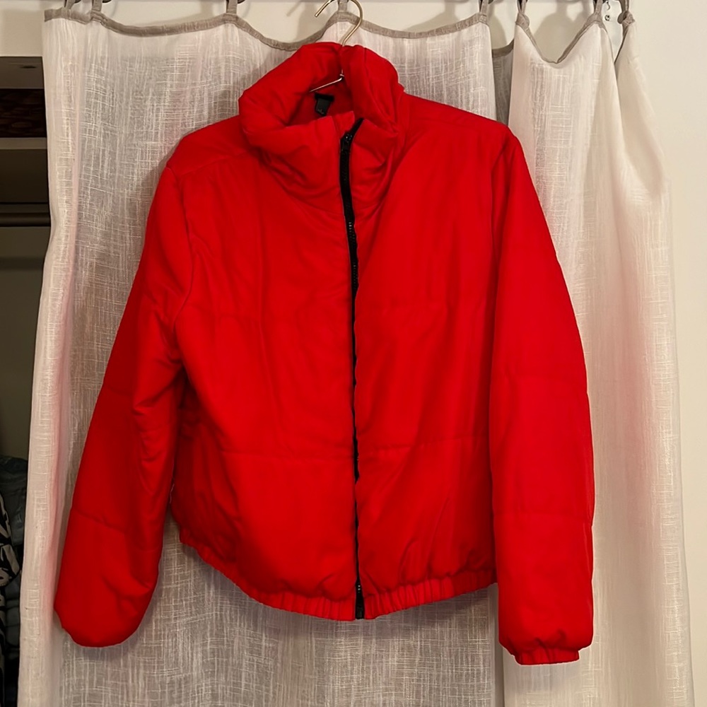 Wild fable red puffer jacket size small worn once